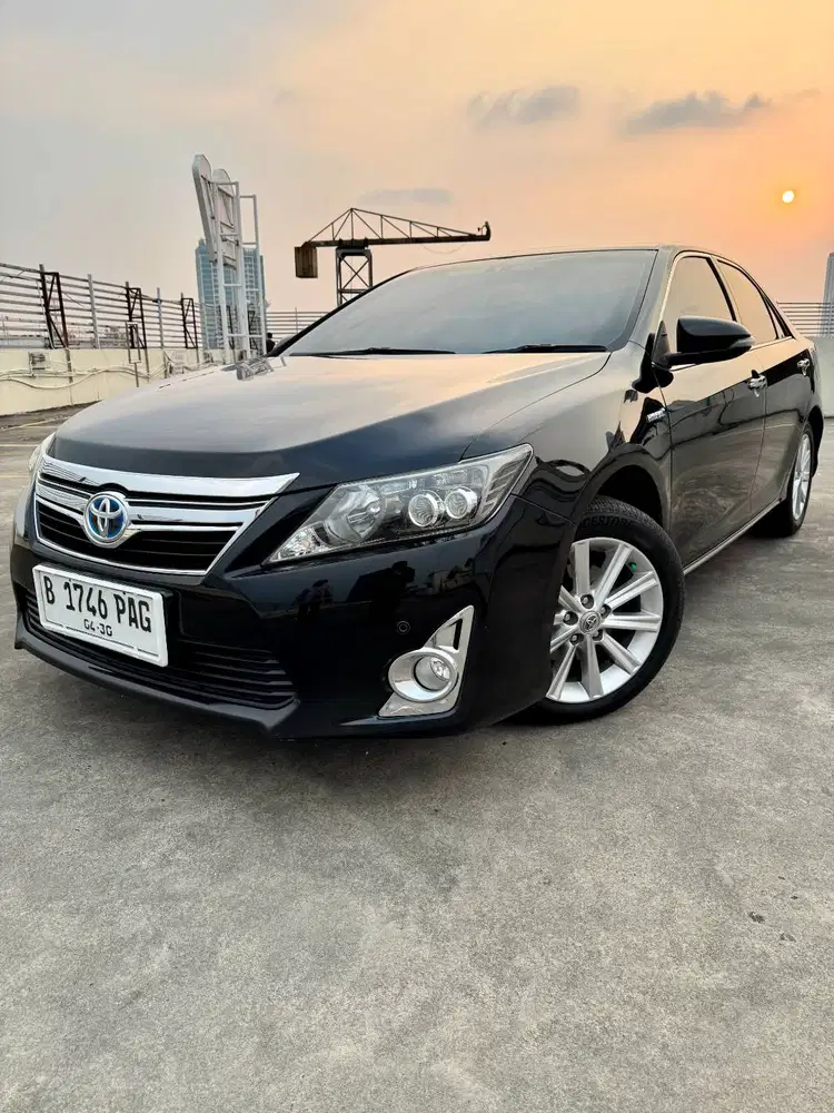 Toyota Camry Hybrid 2014