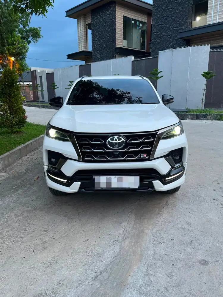 Toyota Fortuner 2,8 VRZ GR Matic 2023 |2022| 2024| Pajero Dakar 2023