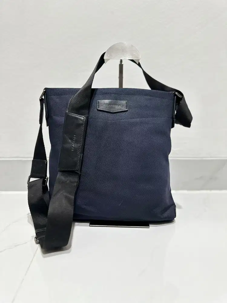 Beanpole sling/selempang pria