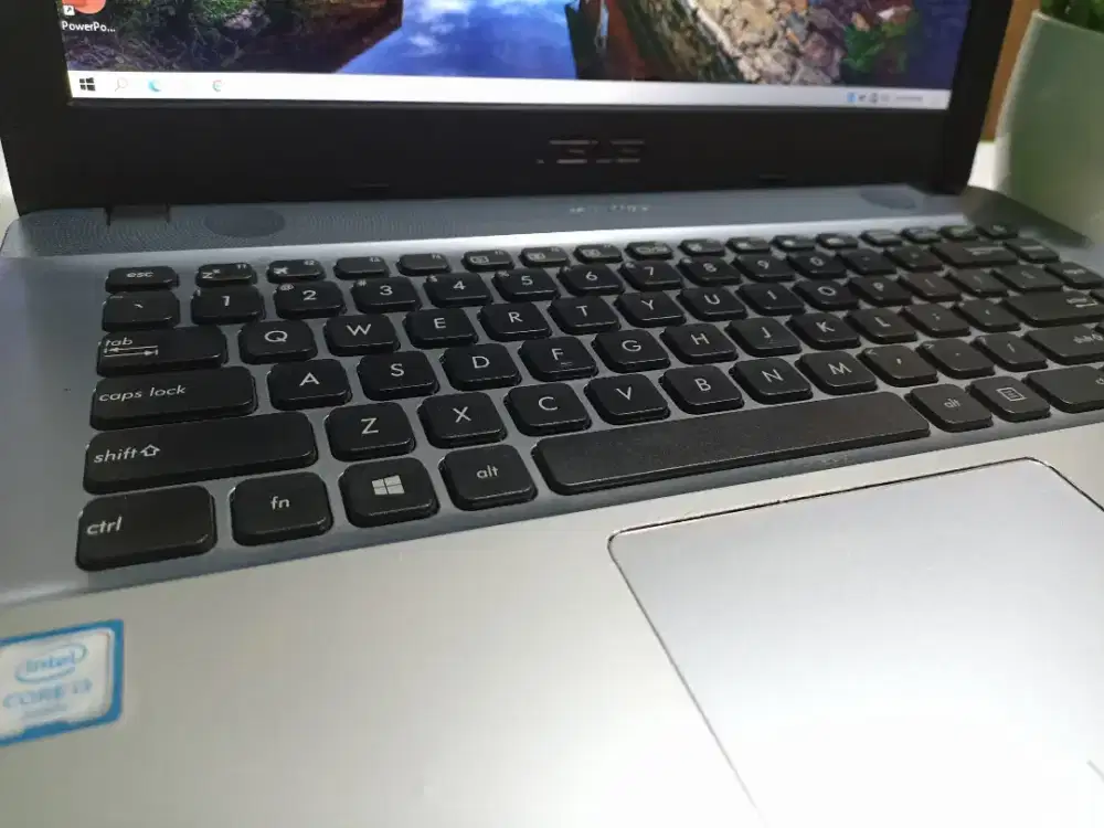 LAPTOP ASUS X441U