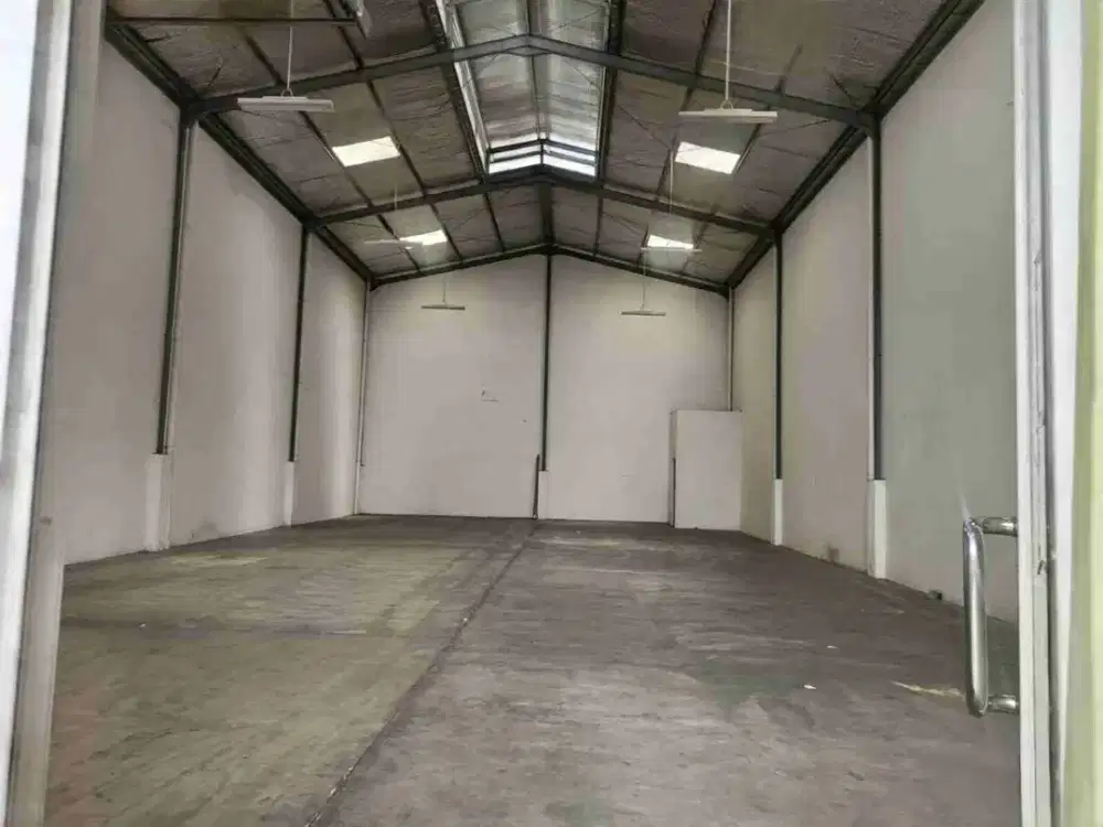 Disewakan Gudang Termurah Siap Pakai  Strategis  di Bizpark  3 Kranji, Bekasi
