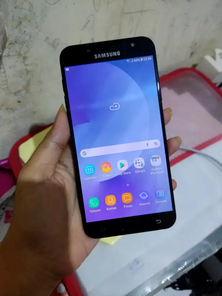Samsung J7 Plus