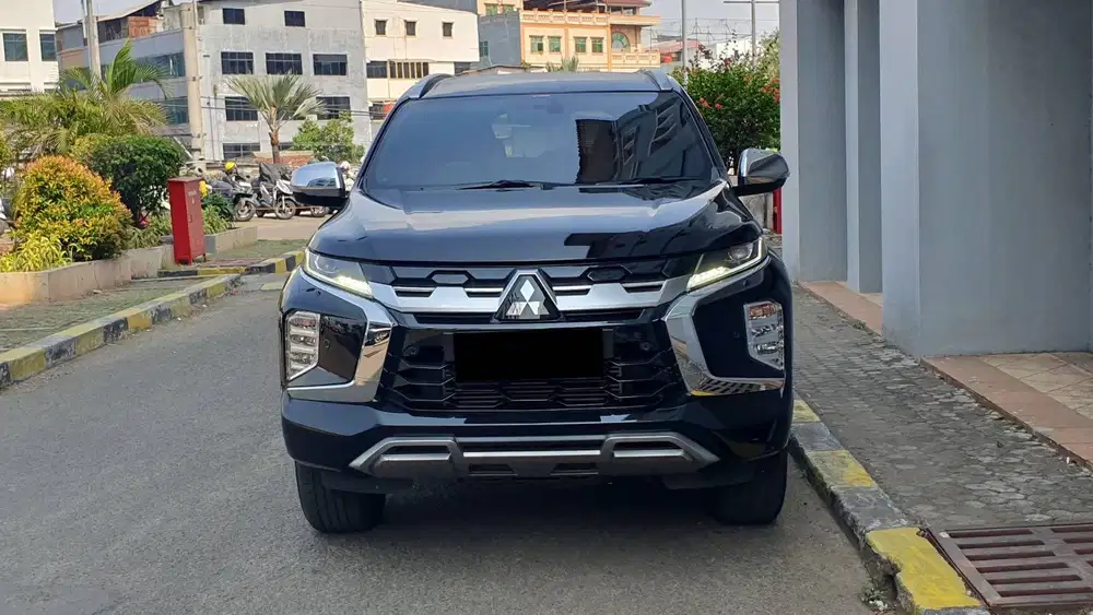 Mitsubishi Pajero Sport Dakar Ultimate Diesel 2025 Like New Low Km