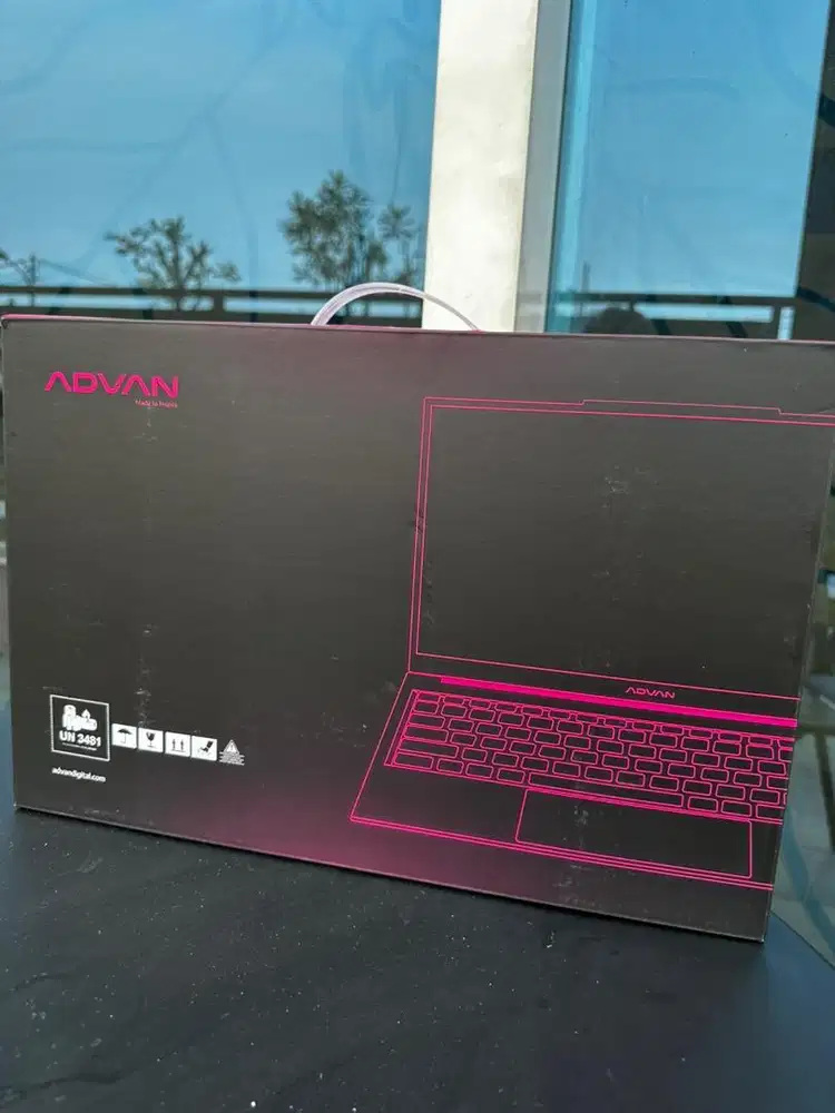 Advan Laptop W5-85S 8/512 SEGEL BARU