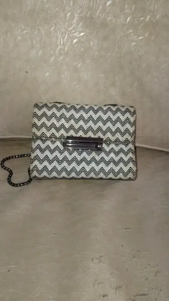 Tas slempang wanita