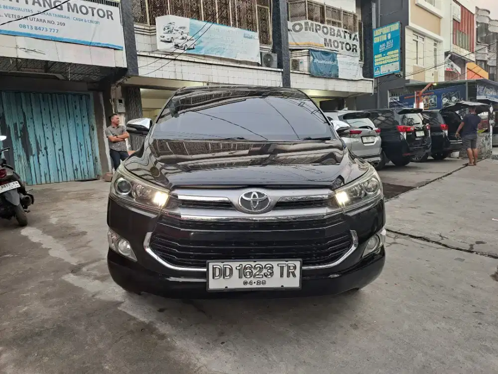 Innova reborn 2.0cc Q Venturer AT 2018 BLACKLimited Tertinggix