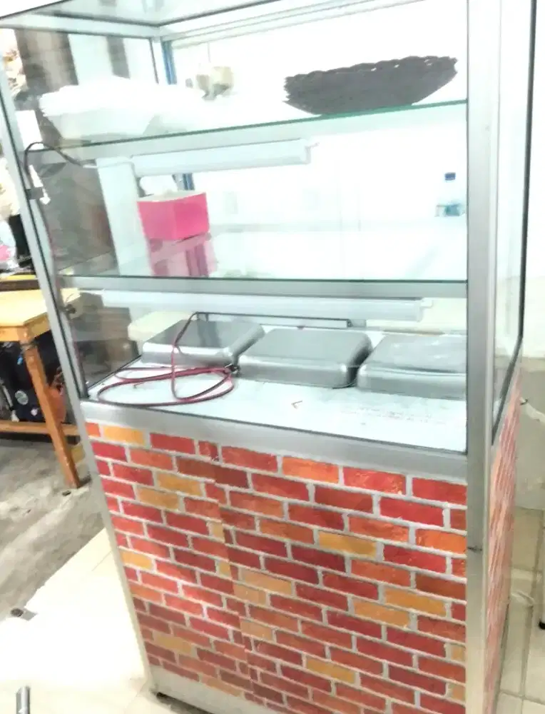 Etalase makanan serbaguna