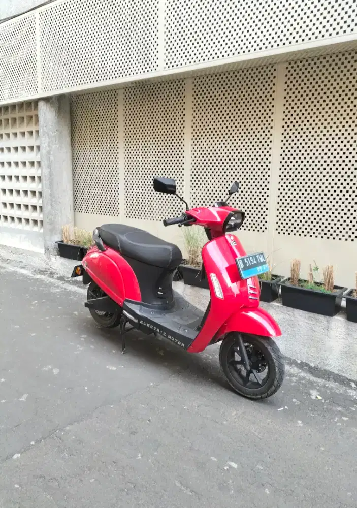 Motor Listrik VIAR EV1 2024 Original Low KM Lengkap Gress No Minus!