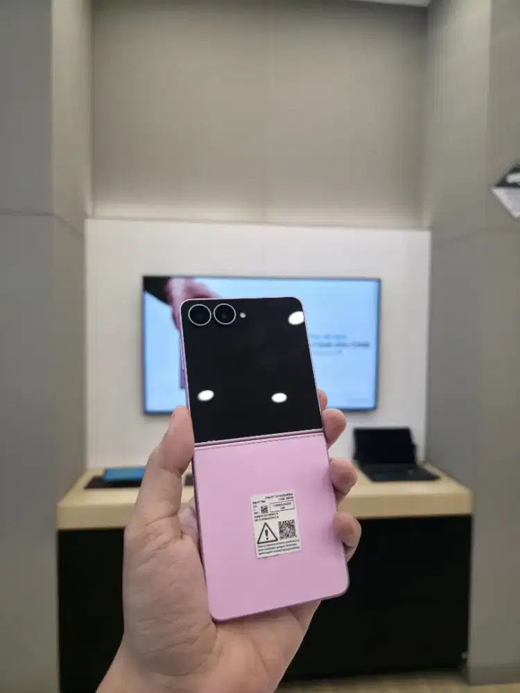 Samsung Z Flip8 512GB Pre-Order Resmi Diskon dan Bonus 10 Juta