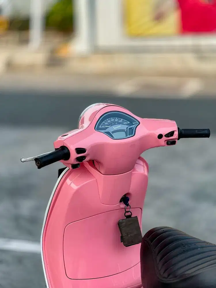 VESPA LX 125 IGET PINK SERIES MURAH