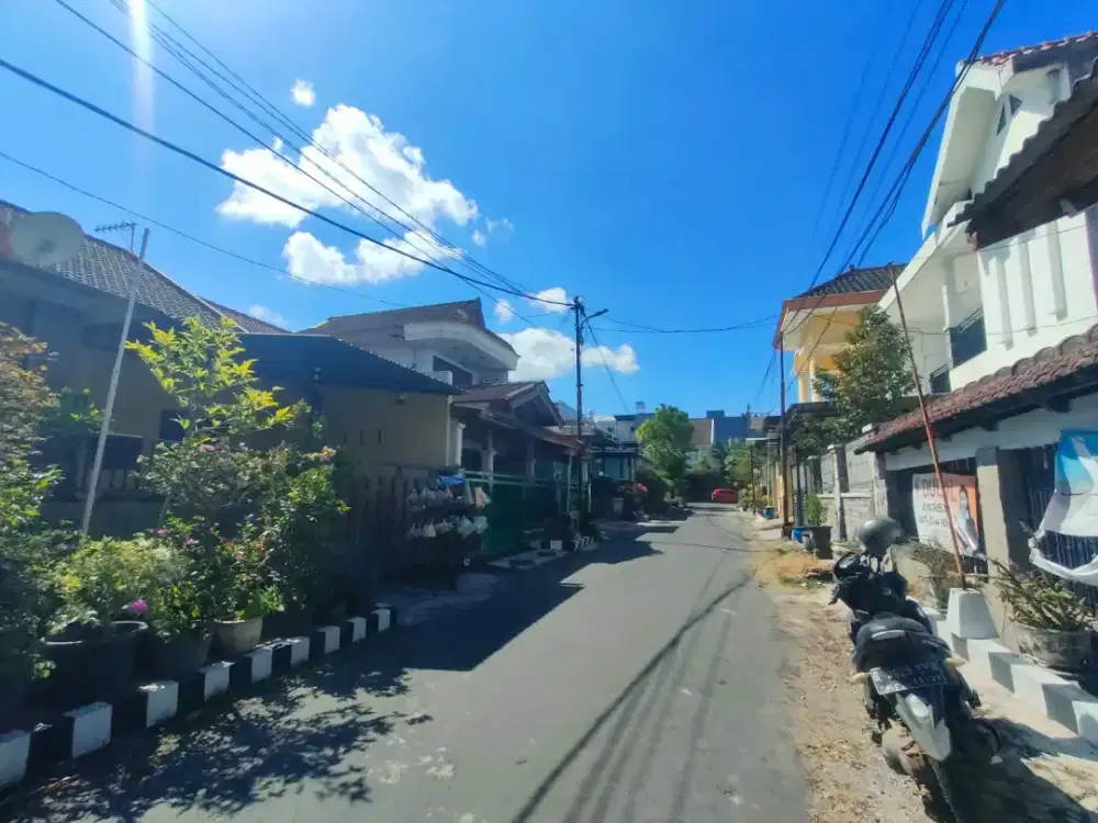 Rumah Hitung Tanah Lokasi Strategis Soekarno Hatta Dekat UB