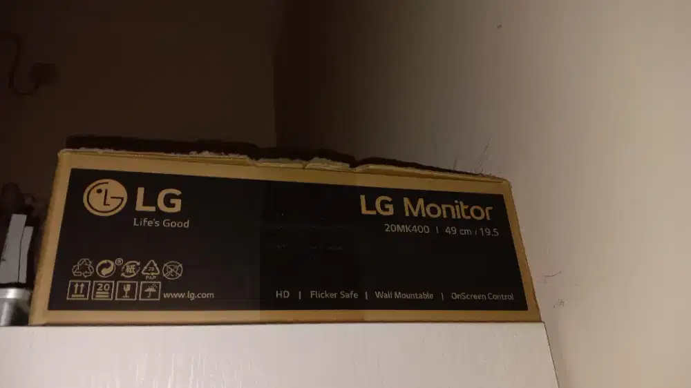 LG layar monitor