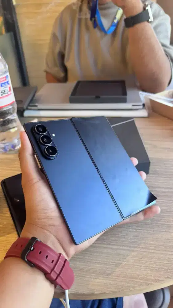 Samsung fold 7 12/256gb sein black