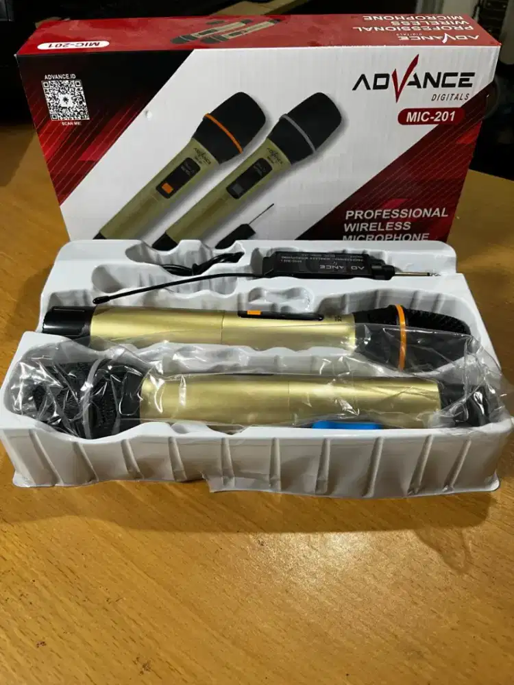 Advance Mic Wireless 201