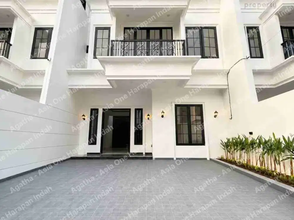 Rumah baru American Classic Pondok Bambu Jakarta Timur