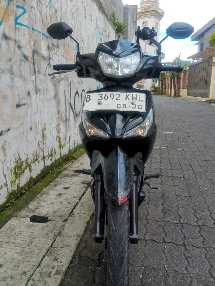 Dijual Cepat Supra X 125 FI Tahun 2015