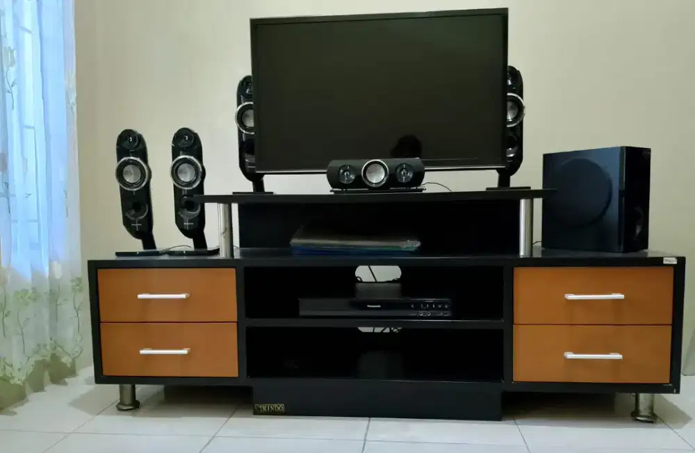 Di Jual aja 1 unit Home Teather dan 1unit TV LED 32 Merk PANASONIC