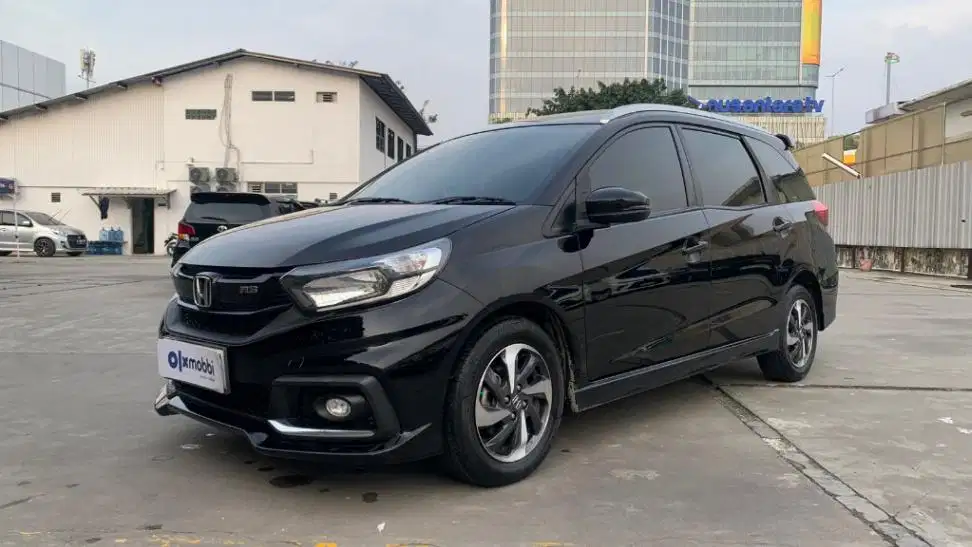 DP Murah Honda Mobilio  1.5 RS Bensin-AT 2017 Hitam