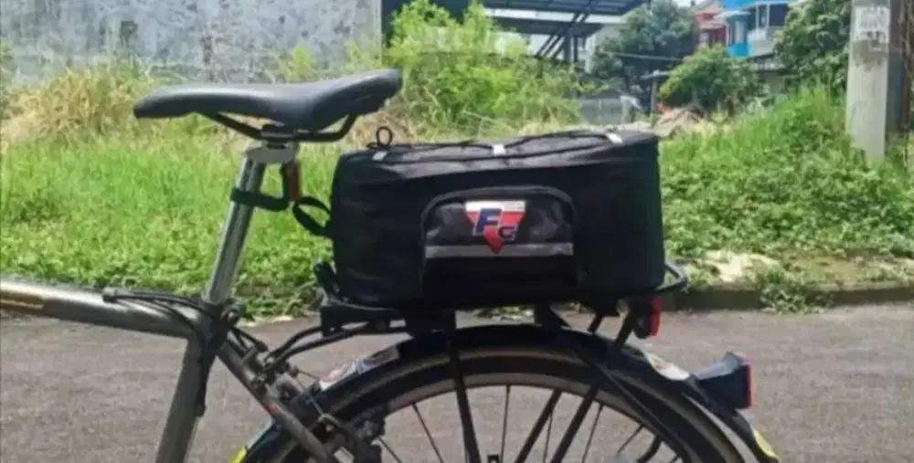 Tas Sepeda Tulisan FC dan Federal