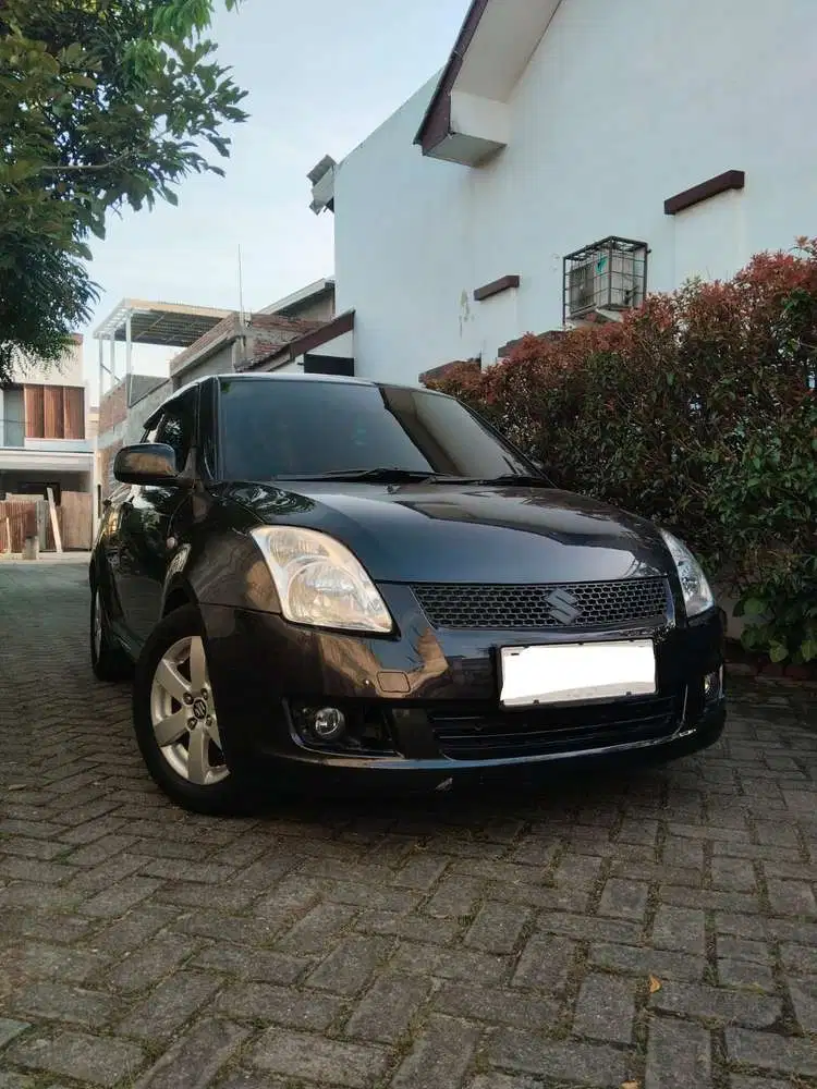 Suzuki Swift 2010 Bensin