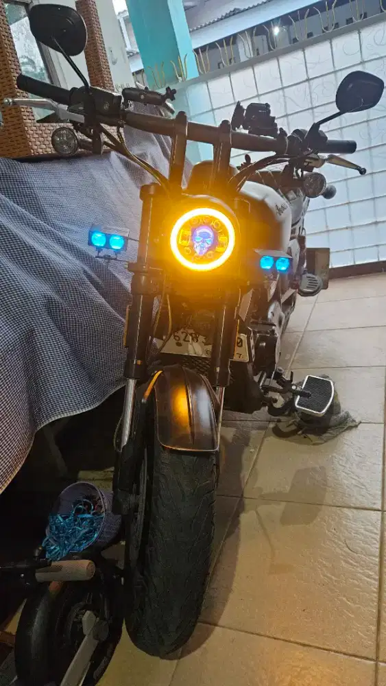 Benelli keeway v250 fi Cruiser
