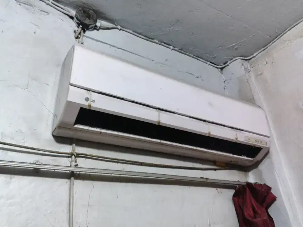 Fan split  dinding merk LG