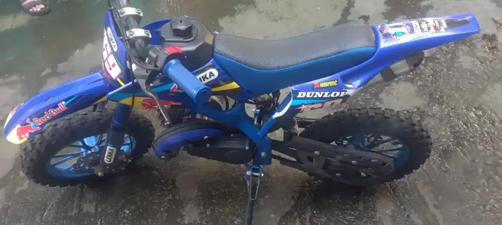 Motor trail anak