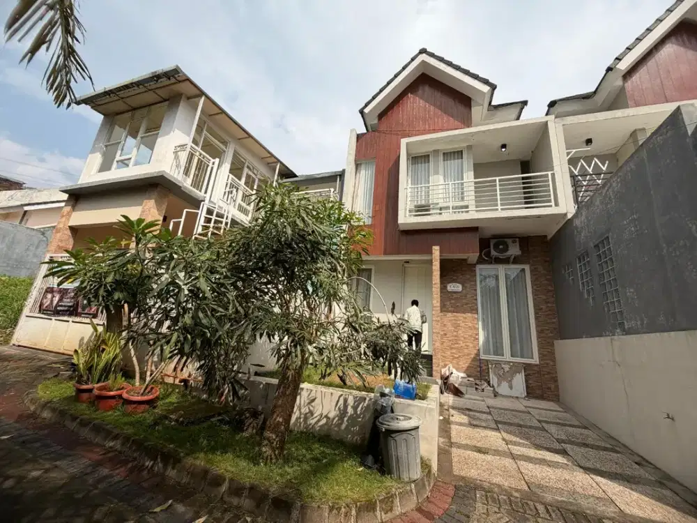 Rumah 2 Lantai Di Perumahan Sawojajar Kota Malang