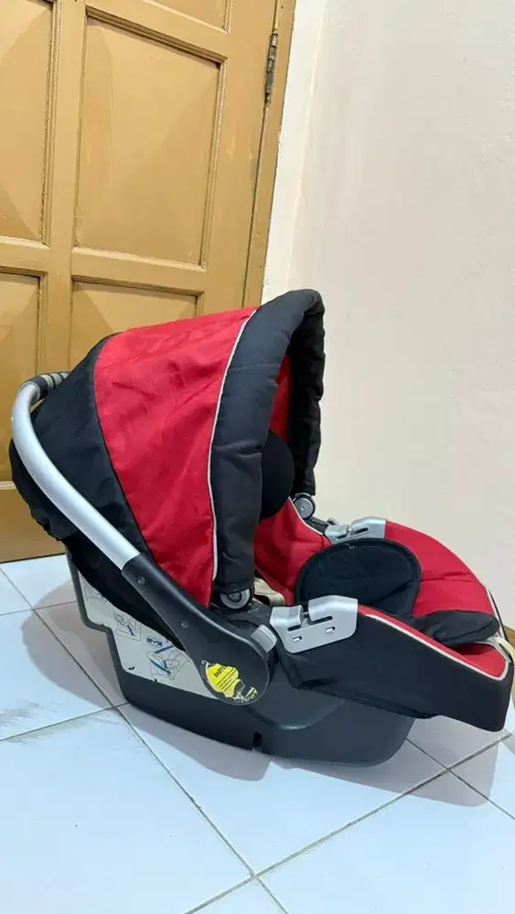 Car seat Bayi merk Babyelle