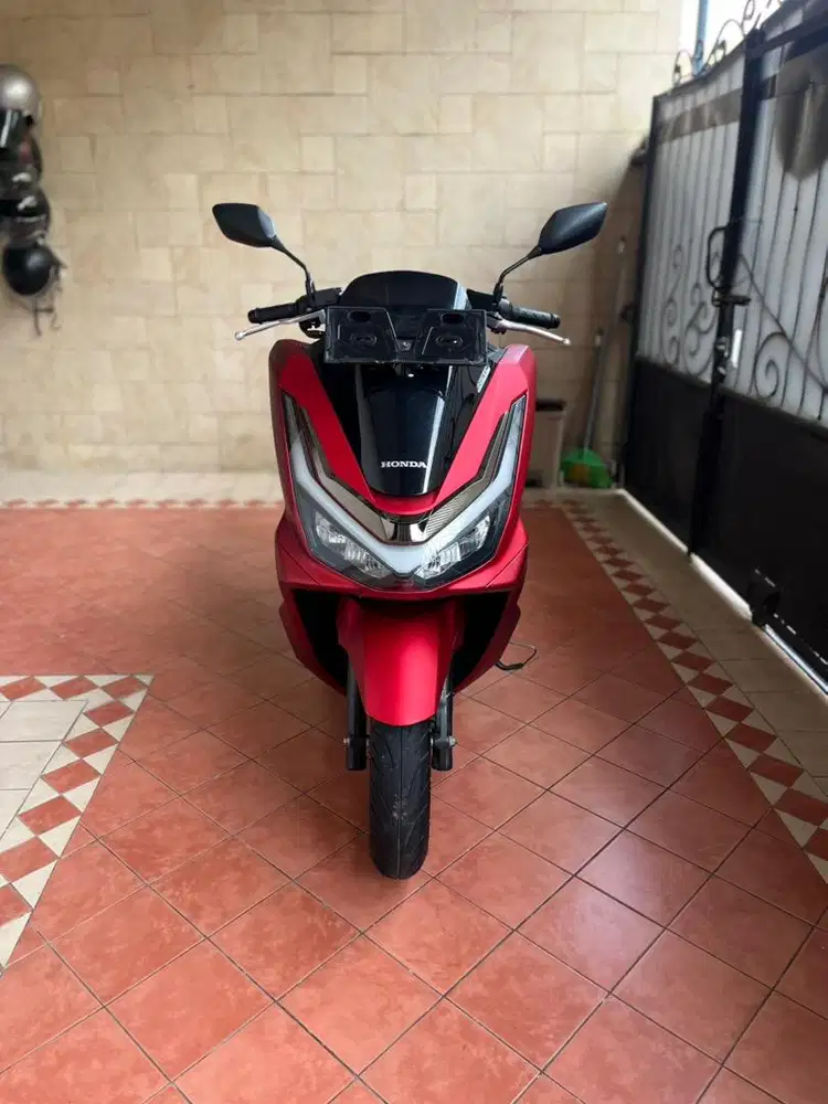 HONDA PCX 160 ABS HSTC TAHUN 2025 LOW KM PAJAK PANJANG