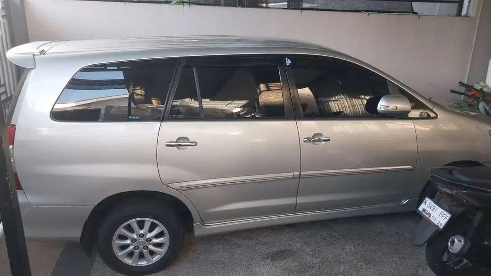 Toyota Kijang Innova 2012 Diesel