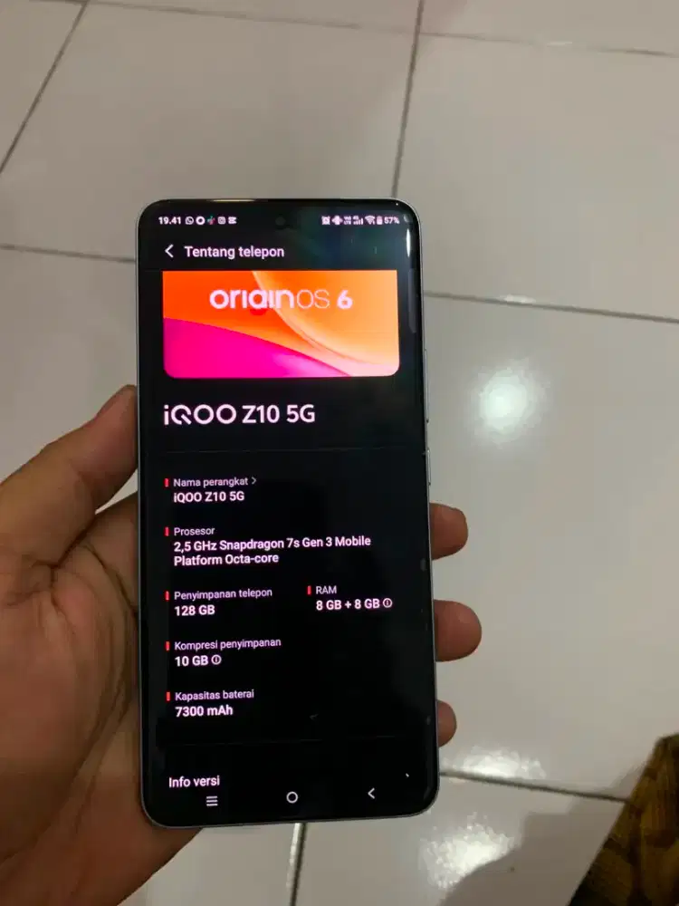 Dijual HP IQOO Z10 5G ram 8+8/128 GB