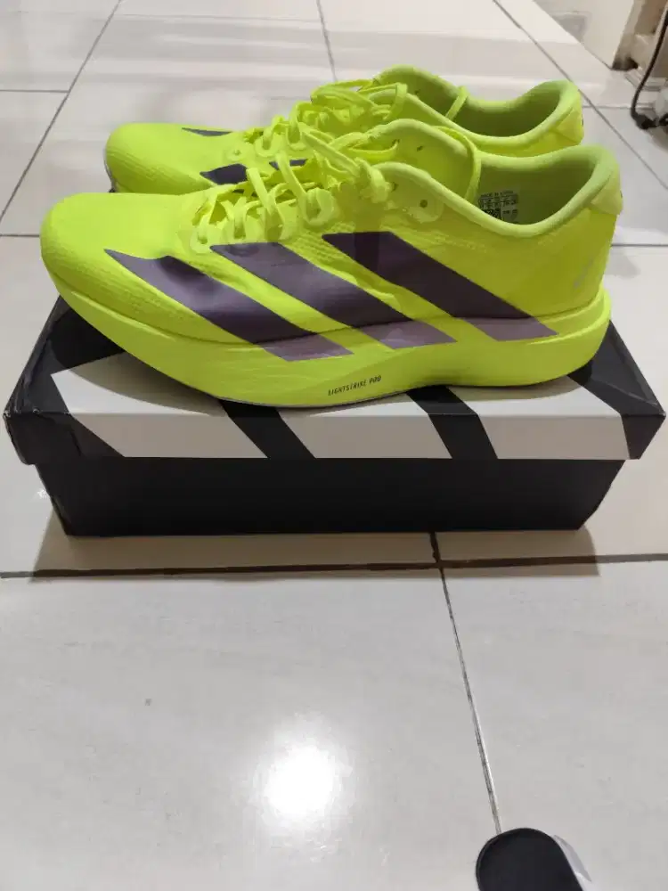 Sepatu Running Adidas Adizero EVO SL Woven Lemon Colour