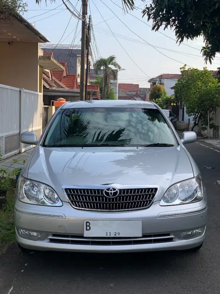 Toyota Camry 2.4G A/T VVT-I Like new condition