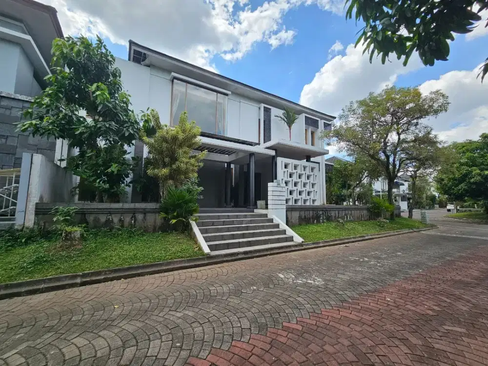 Rumah Mewah Private Pool HOOK Jalan Kaliurang
