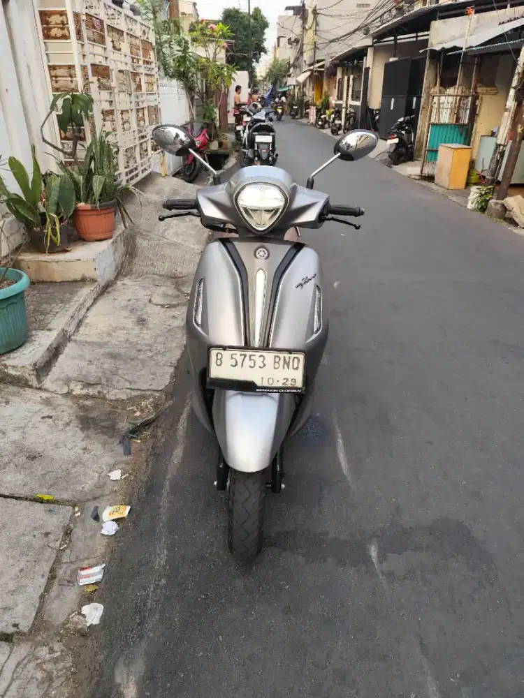 Yamaha grand filano 2024 b dki km low istimewa