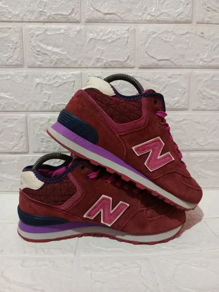 New Balance 574 retro red pink