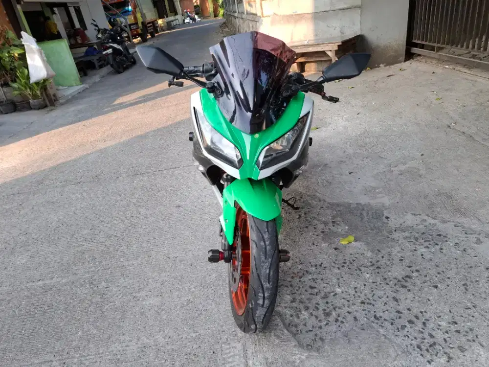 Kawasaki ninja 250 fi