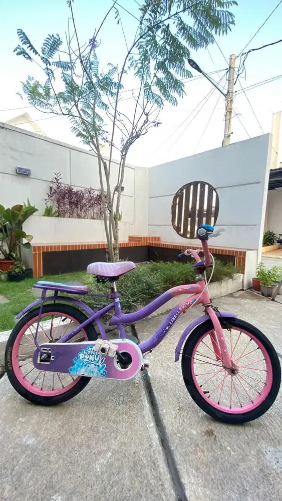 Sepeda dan scooter anak