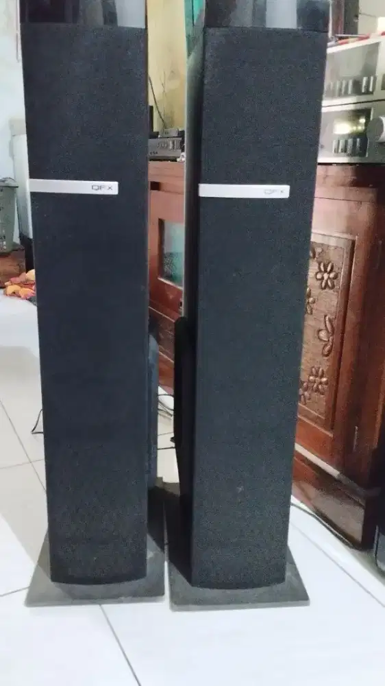 Speaker bluetooth aktif qfx