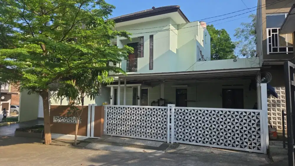 Rumah di Jual, Lokasi Strategis Pinggir Jalan Utama, di Kota Garut