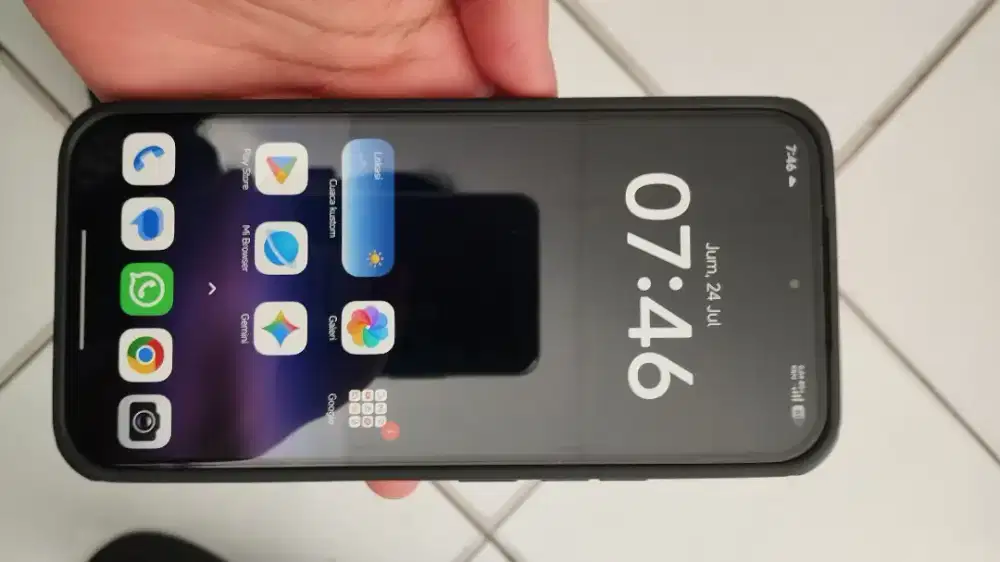 Dijual atau juga bisa tukar tambah dengan iPhone 14 keatas