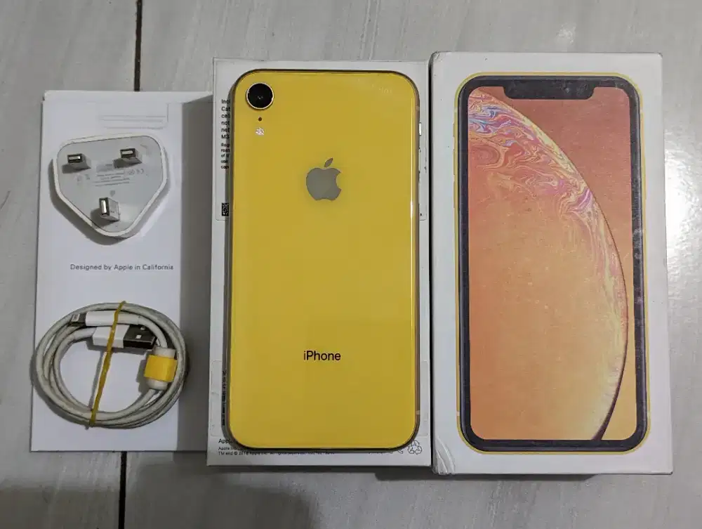 iPhone XR 128GB LL/A Fullset
All Operator, BH 82%, Face id On, Tt On