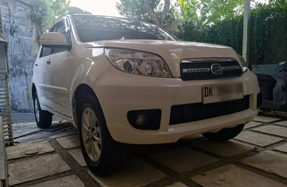 DAIHATSU TERIOS TX, WARNA PUTIH, MANUAL 2012, MILIK PRIBADI.