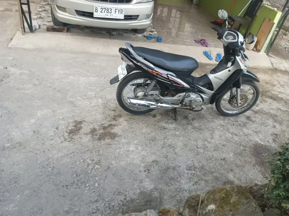 Supra 125 tahun 2006