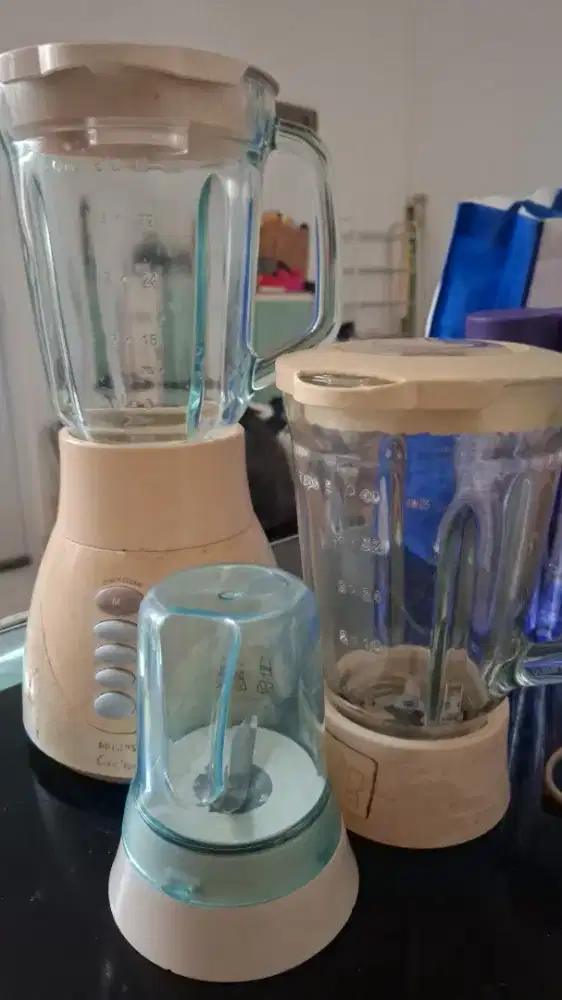 Blender GELAS KACA merk PHILIOS