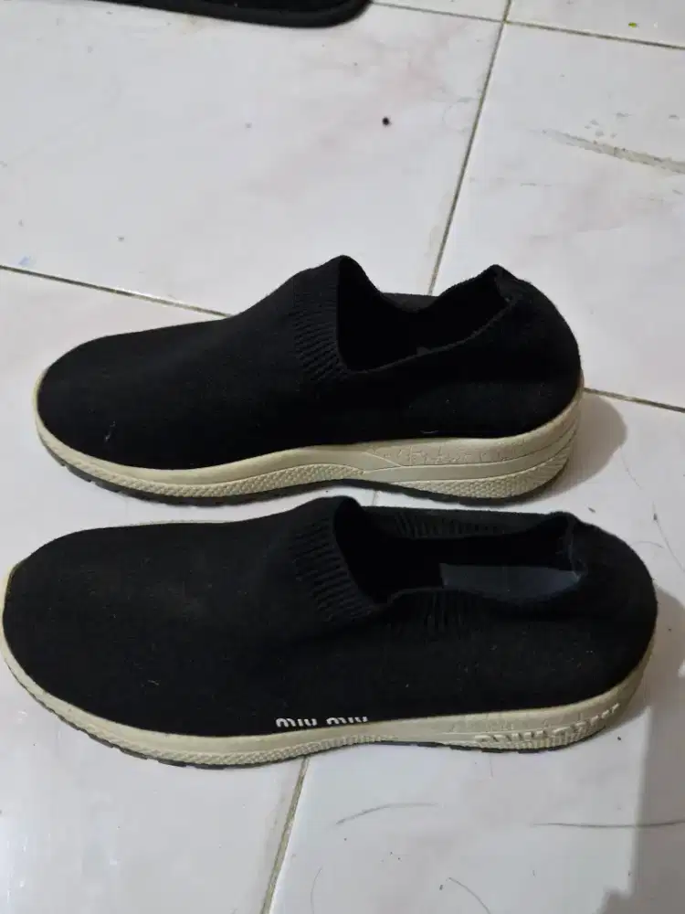 Preloved sepatu miu miu luxury