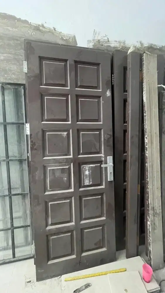Dijual Pintu Kondisi Mulus Baru