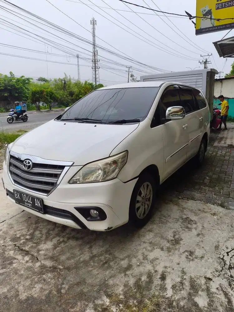 Toyota Kijang Innova 2013 Bensin