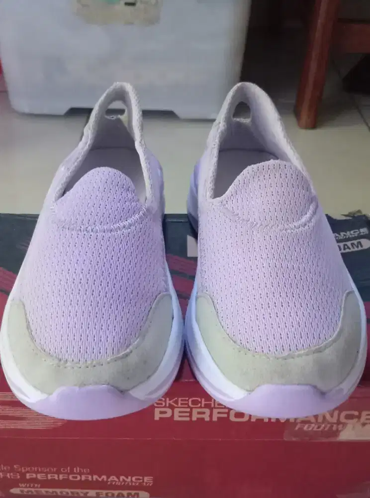 Skechers Performance Like New